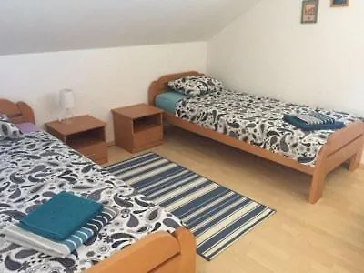 Lucija Apartman *