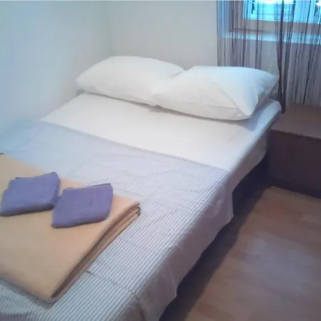 Apartman Lucija *